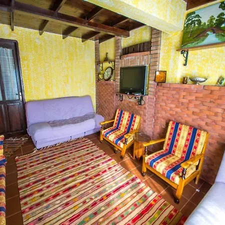 New Age Ecrin Korunakll Havuz Villa Cedit